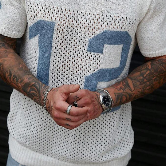 Sporttiva miesten t-paita | Tyylikkäät siviilijalokkeet ja laadukas jacquard-kudonta